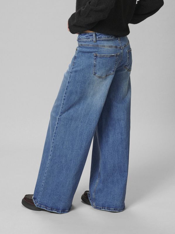 My Essential Wardrobe Karo 144 Mid X-Wide Medium Blue Wash