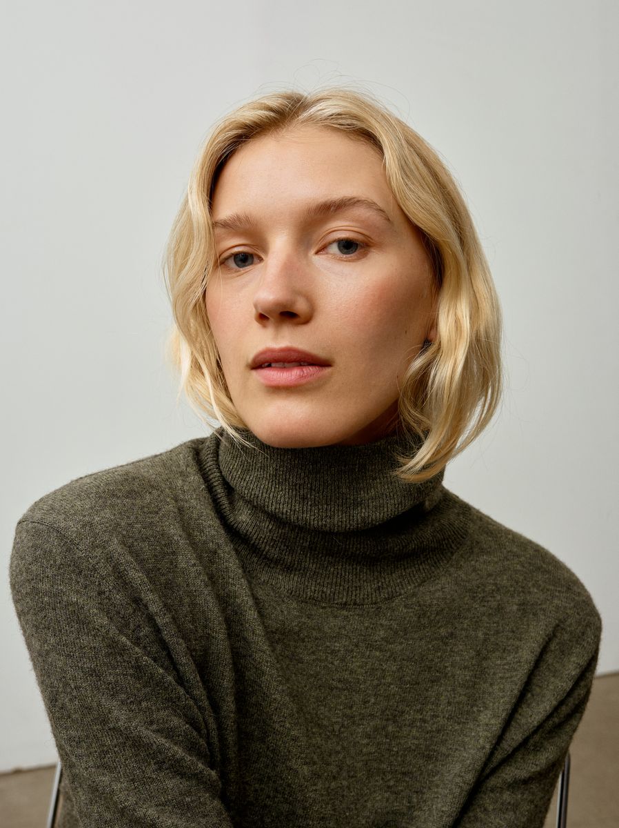 O.A.D. Lav No. 2 w/Turtleneck Green