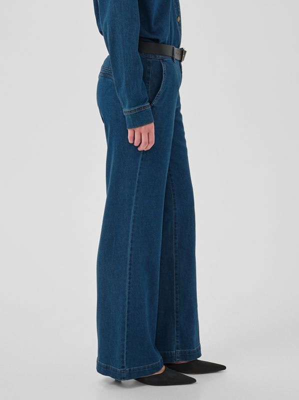 My Essential Wardrobe 30 The Lara 115 Medium Clear Blue Wash