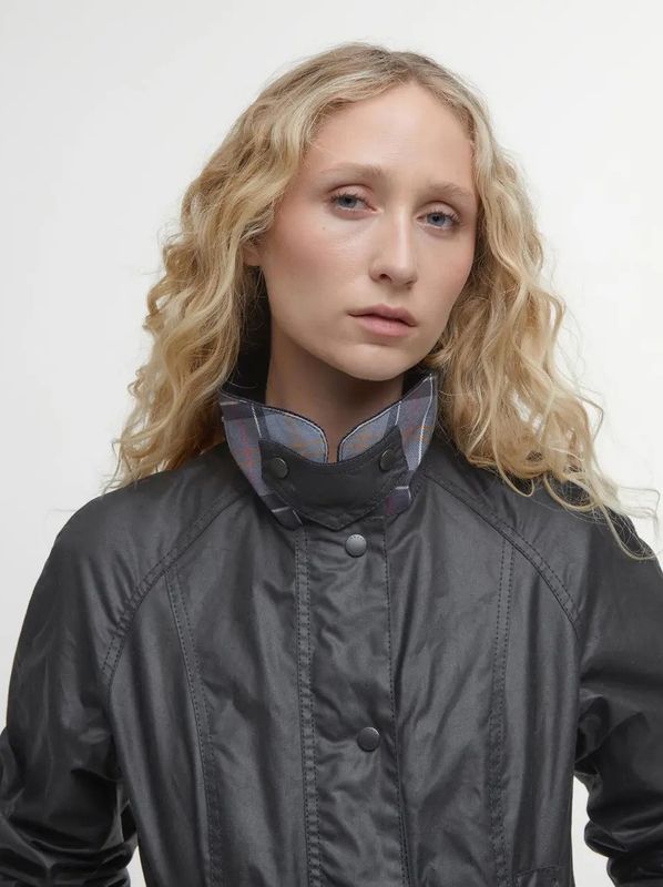 Barbour Beadnell Wax Jacket Black