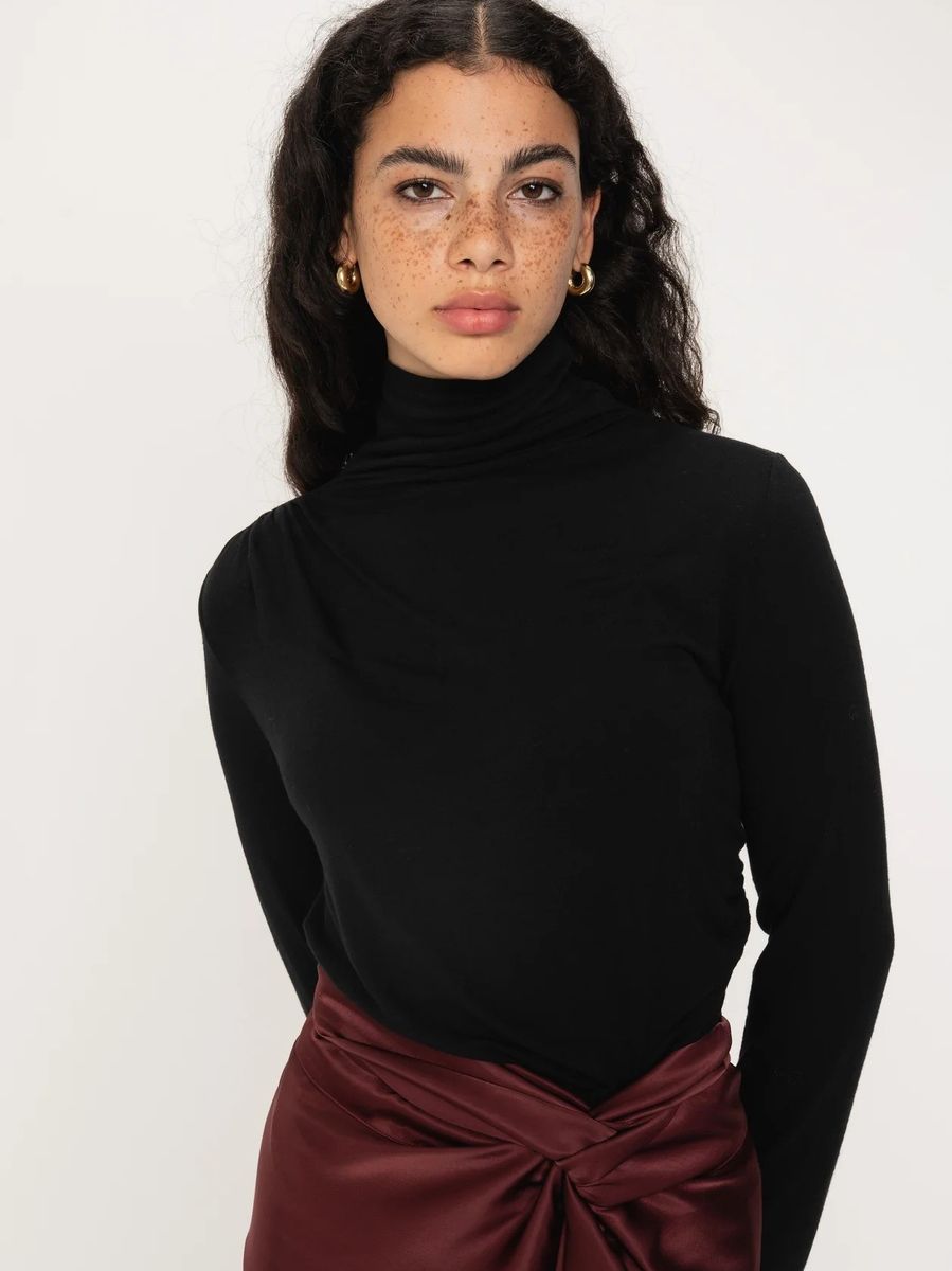 VIVEH Alcor Top Black