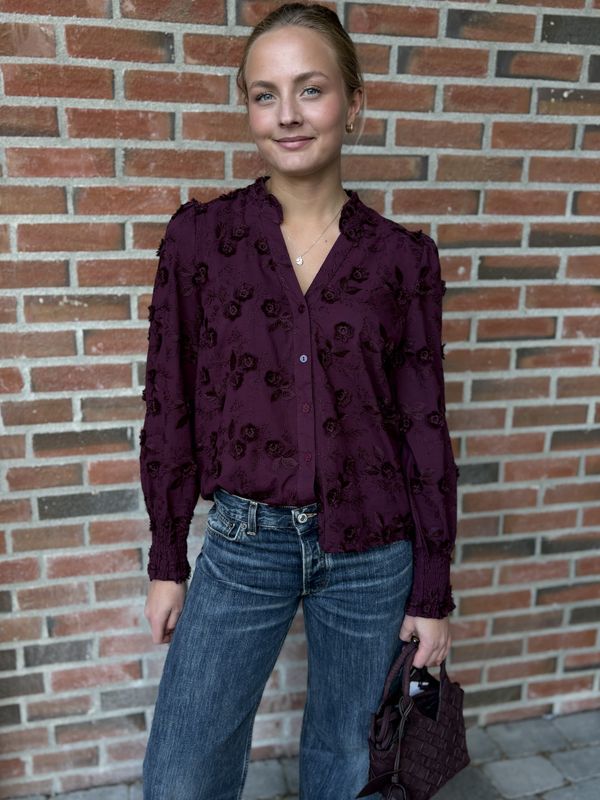 Nümph Lenea Shirt Fig